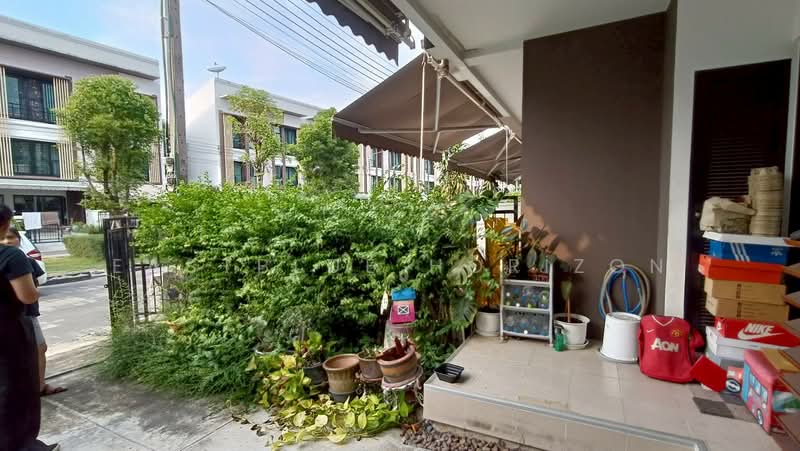 Baan Klang Muang Kalpapruek, Bangkok, Thonburi Court Road, Bang Wa, Phasi Charoen, Bangkok, 3 Bedrooms, 135 sqm, Townhouse For Sale, by Eastblue Horizon, 500180948 - DDproperty.com