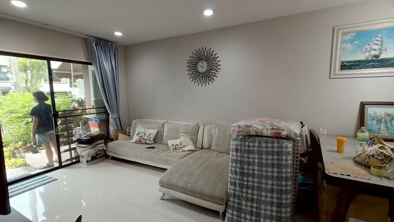 Baan Klang Muang Kalpapruek : บ้านกลางเมือง กัลปพฤกษ์, กรุงเทพ, ถนนศาลธนบุรี, บางหว้า, ภาษีเจริญ, กรุงเทพ, 135 ตร.ม., ทาวน์เฮ้าส์ ขาย, โดย Eastblue Horizon, 500180948 - DDproperty.com