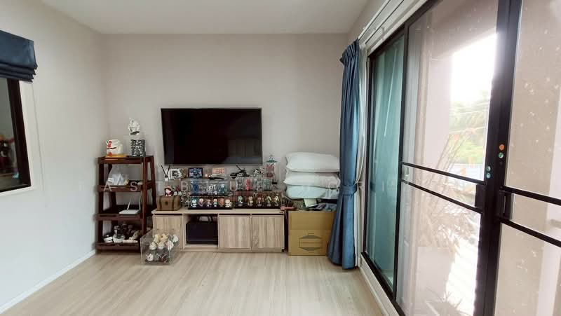 Baan Klang Muang Kalpapruek, Bangkok, Thonburi Court Road, Bang Wa, Phasi Charoen, Bangkok, 3 Bedrooms, 135 sqm, Townhouse For Sale, by Eastblue Horizon, 500180948 - DDproperty.com