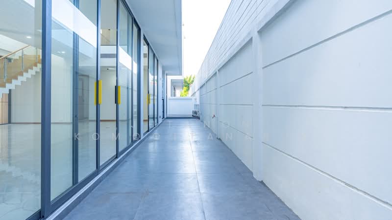 ขายบ้านเดี่ยว 2 ชั้น ในเมือง นิมมาน เชียงใหม่ ทำเลดี เดินทางสะดวก, Chiang Mai, Su Thep, Muang Chiang Mai, Chiang Mai, 3 Bedrooms, 279 sqm, Single Detached House For Sale, by Jutanon Komoottanaruk, 500180955 - DDproperty.com