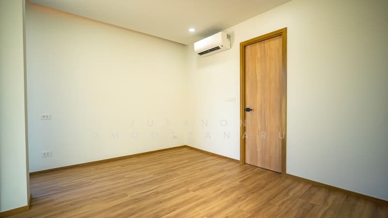 ขายบ้านเดี่ยว 2 ชั้น ในเมือง นิมมาน เชียงใหม่ ทำเลดี เดินทางสะดวก, Chiang Mai, Su Thep, Muang Chiang Mai, Chiang Mai, 3 Bedrooms, 279 sqm, Single Detached House For Sale, by Jutanon Komoottanaruk, 500180955 - DDproperty.com