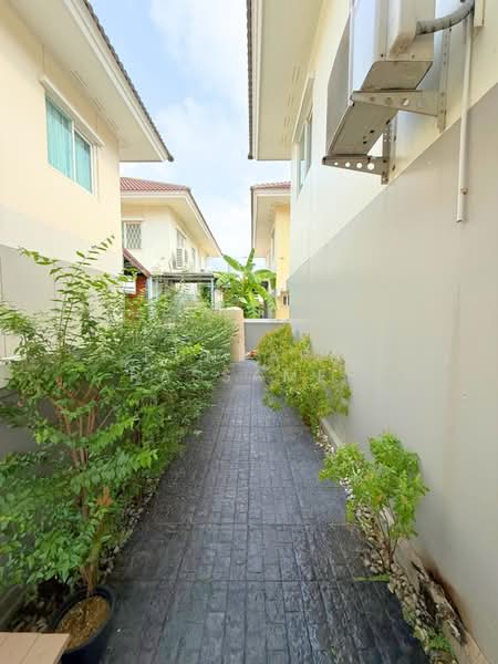 Pruksa Town Serenity 2 Petchkasem 81, Bangkok, Petchkasem Road, Nong Kham, Nong Khaem, Bangkok, 3 Bedrooms, 124 sqm, Semi-Detached House (Twin House) For Sale, by Punpapa Rassamee, 500180987 - DDproperty.com