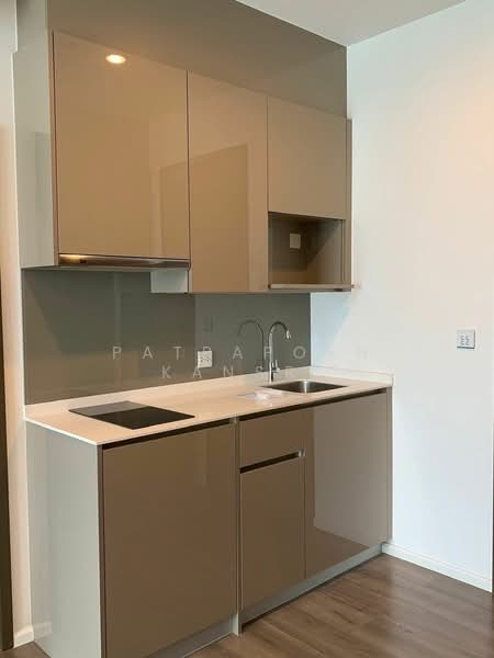Whizdom Essence, Bangkok, 5 Piyabutr 1 Alley, Bang Chak, Phra Khanong, Bangkok, 1 Bedroom, 34 sqm, Condo For Rent, by Patraporn Kansri, 500180989 - DDproperty.com
