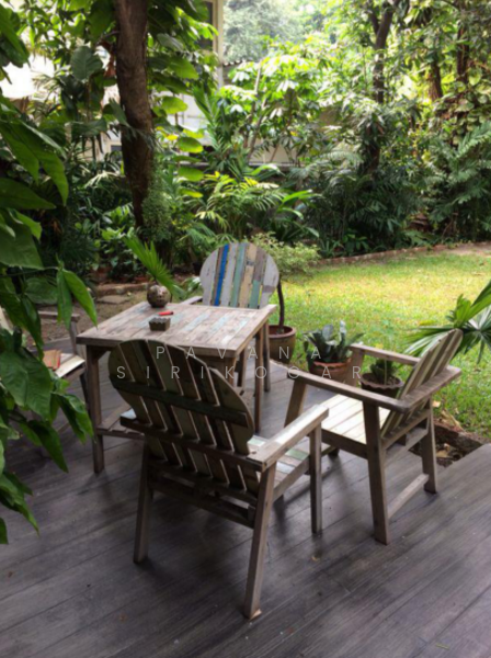 3-BR House, Bangkok, Phra Kanong Nua, Watthana, Bangkok, 3 Bedrooms, 300 sqm, Single Detached House For Rent, by Pavana Sirikogar, 500181077 - DDproperty.com
