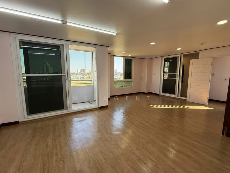 ขาย - Charoennakorn River Place : เจริญนคร ริเวอร์ เพลส, กรุงเทพ