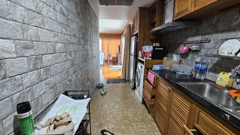 Noble Remix, Bangkok, 772 Soi Sukhumvit 36, Sukhumvit Road, Khong Tan, Khlong Toei, Bangkok, 1 Bedroom, 63 sqm, Condo For Rent, by BANGKOK PROPERTY AGENTS, 500181096 - DDproperty.com