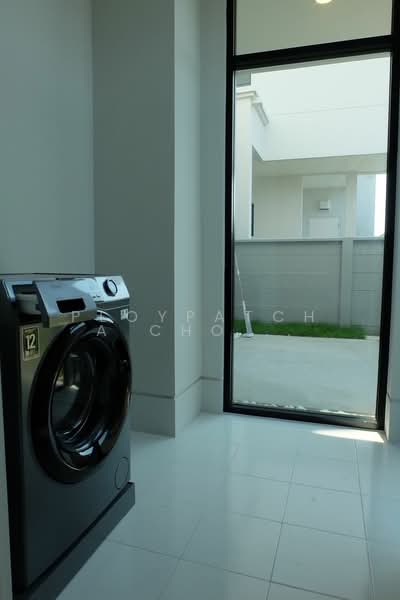 Centro Bangna, Samut Prakan, 111 Soi 3, Bang Kaeo, Bang Plee, Samut Prakan, 4 Bedrooms, 265 sqm, Single Detached House For Rent, by Ploypatcha Chomchid, 500181105 - DDproperty.com