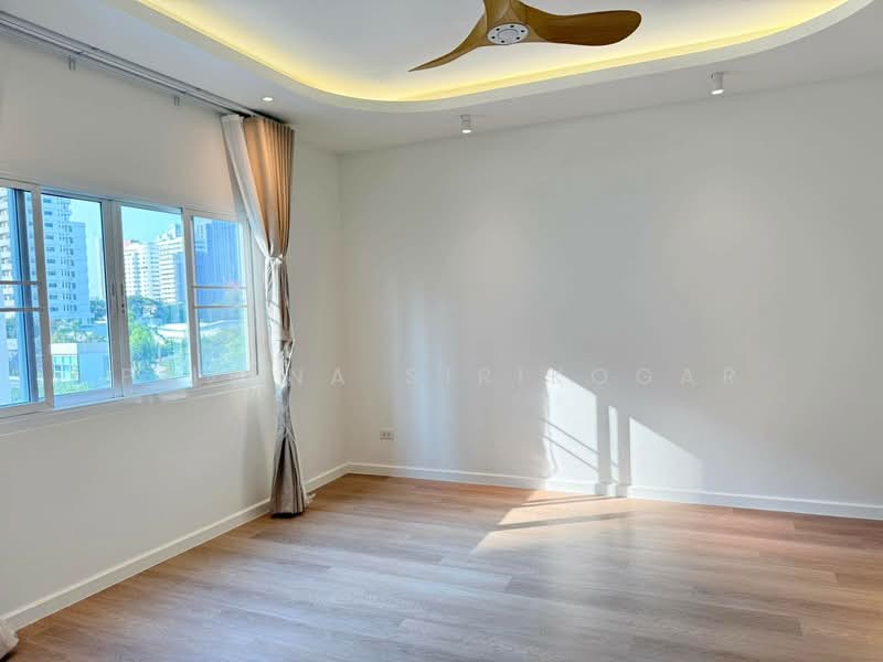 Baan Sansiri Sukhumvit 67, Bangkok, 32 Soi Sukhumvit 67, Phra Kanong Nua, Watthana, Bangkok, 4 Bedrooms, 439 sqm, Single Detached House For Rent, by Pavana Sirikogar, 500181127 - DDproperty.com