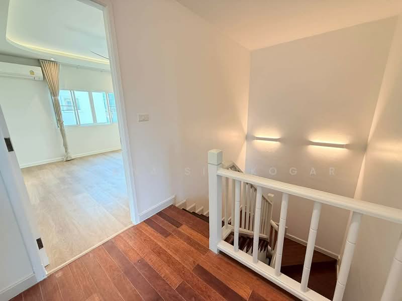 Baan Sansiri Sukhumvit 67, Bangkok, 32 Soi Sukhumvit 67, Phra Kanong Nua, Watthana, Bangkok, 4 Bedrooms, 439 sqm, Single Detached House For Rent, by Pavana Sirikogar, 500181127 - DDproperty.com