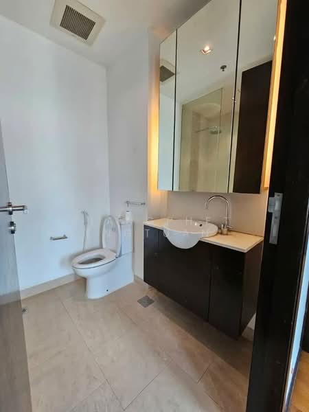 The Lofts Yennakart, Bangkok, 366 ์Soi Nang Linchi Yenakat Road, Chong Nonsi, Yan Nawa, Bangkok, 2 Bedrooms, 68 sqm, Condo For Rent, by Piangphet Saengtuangkit, 500181140 - DDproperty.com