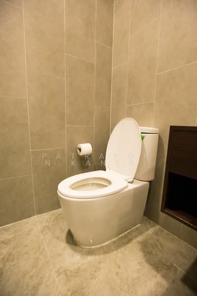 C Ekkamai, Bangkok, 888 Soi Sukhumvit 63, Sukhumvit Road, Khlong Tan Nua, Watthana, Bangkok, 1 Bedroom, 35 sqm, Condo For Sale, by Patraporn Kansri, 500181153 - DDproperty.com