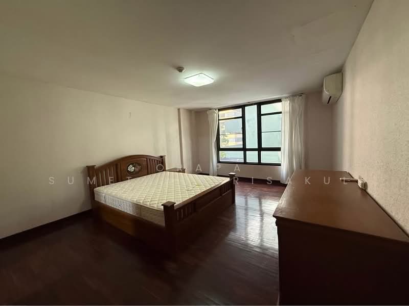 Baan Chan Condominium, Bangkok, Soi Thonglor 20, Thonglor Road, Khlong Tan Nua, Watthana, Bangkok, 3 Bedrooms, 145 sqm, Condo For Sale, by Orapa Sumetheesirisakul, 500181164 - DDproperty.com