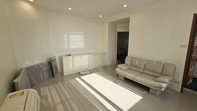 River House Condominium : ริเวอร์ เฮ้าส์ คอนโดมิเนียม, กรุงเทพ, 764 ถนนลาดหญ้า, คลองสาน, คลองสาน, กรุงเทพ, 220 ตร.ม., คอนโด ให้เช่า, โดย BANGKOK PROPERTY AGENTS, 500181175 - DDproperty.com