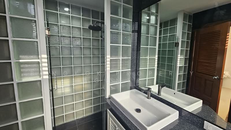 River House Condominium, Bangkok, 764 Lat Ya Road, Khlong San, Khlong San, Bangkok, 3 Bedrooms, 220 sqm, Condo For Rent, by BANGKOK PROPERTY AGENTS, 500181175 - DDproperty.com