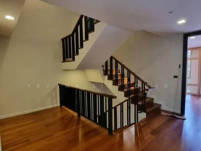 Quarter 31, Bangkok, 333 Soi Sukhumvit 31, Khlong Tan Nua, Watthana, Bangkok, 1 Bedroom, 431 sqm, Townhouse For Rent, by Pavana Sirikogar, 500181194 - DDproperty.com