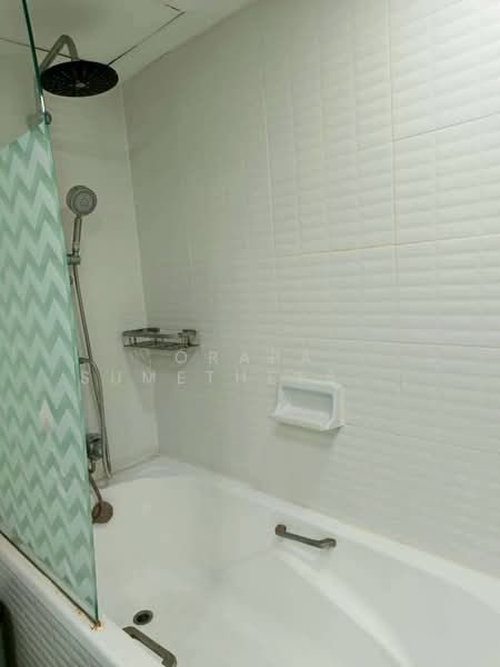 Omni Tower Sukhumvit Nana, Bangkok, 69 Sukhumvit 4 Alley, Khlong Toei, Khlong Toei, Bangkok, 1 Bedroom, 67 sqm, Condo For Sale, by Orapa Sumetheesirisakul, 500181231 - DDproperty.com