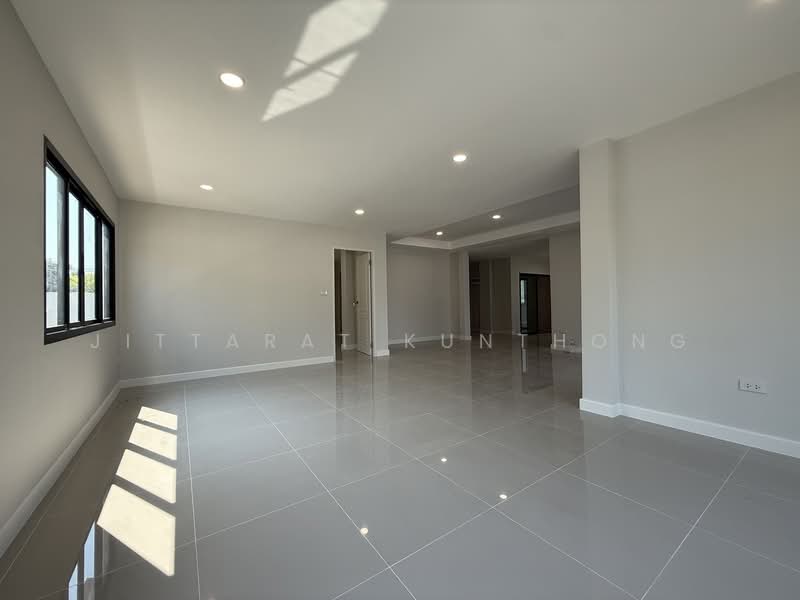 Chaiyapruek Bangwaek, Bangkok, Bang Waek Road, Bang Phai, Bang Khae, Bangkok, 4 Bedrooms, 240 sqm, Single Detached House For Sale, by Jittarat Kunthong, 500181240 - DDproperty.com