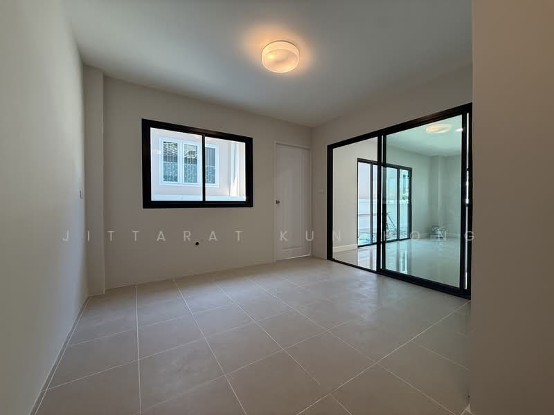 Chaiyapruek Bangwaek, Bangkok, Bang Waek Road, Bang Phai, Bang Khae, Bangkok, 4 Bedrooms, 240 sqm, Single Detached House For Sale, by Jittarat Kunthong, 500181240 - DDproperty.com