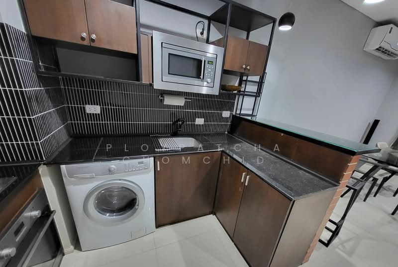 Villa Asoke, Bangkok, 1588 New Petchburi Road, Makkasan, Ratchathewi, Bangkok, 1 Bedroom, 81 sqm, Condo For Rent, by Ploypatcha Chomchid, 500181270 - DDproperty.com