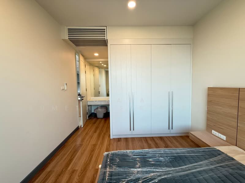 The Empire Place, Bangkok, 88 Narathiwatratchanakharin Road, Thung Maha Mek, Sathon, Bangkok, 3 Bedrooms, 183 sqm, Condo For Sale, by Orapa Sumetheesirisakul, 500181286 - DDproperty.com