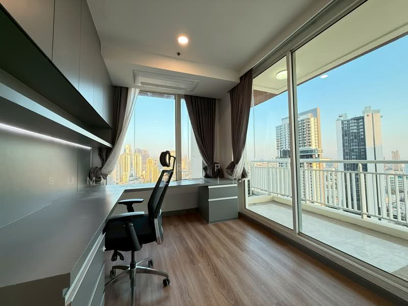 The Empire Place, Bangkok, 88 Narathiwatratchanakharin Road, Thung Maha Mek, Sathon, Bangkok, 3 Bedrooms, 183 sqm, Condo For Sale, by Orapa Sumetheesirisakul, 500181286 - DDproperty.com