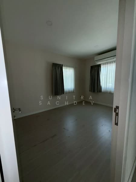 Perfect Place Rama 9-Krungthep Kreetha, Bangkok, Srinakarin - Rom Klao Road, Khlong Song Ton Nun, Lat Krabang, Bangkok, 3 Bedrooms, 200 sqm, Single Detached House For Sale, by Sunitra Sachdev, 500181314 - DDproperty.com