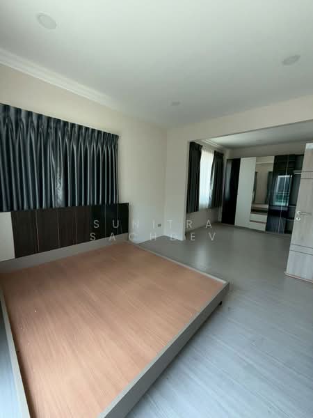 Perfect Place Rama 9-Krungthep Kreetha, Bangkok, Srinakarin - Rom Klao Road, Khlong Song Ton Nun, Lat Krabang, Bangkok, 3 Bedrooms, 200 sqm, Single Detached House For Sale, by Sunitra Sachdev, 500181314 - DDproperty.com