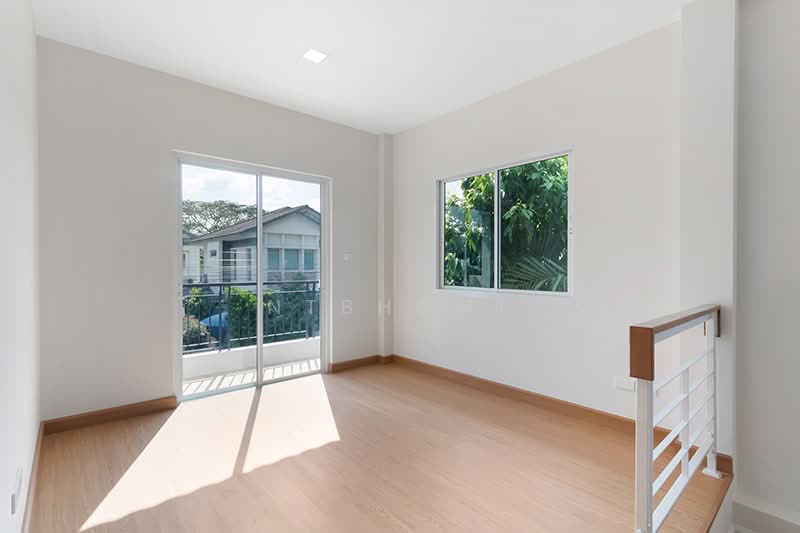 Manthana Chaengwattana-Ratchaphruek : มัณฑนา แจ้งวัฒนะ-ราชพฤกษ์, นนทบุรี, ถนนชัยพฤกษ์, บางพลับ, ปากเกร็ด, นนทบุรี, 200 ตร.ม., บ้านเดี่ยว ขาย, โดย NTBHOME, 500181327 - DDproperty.com