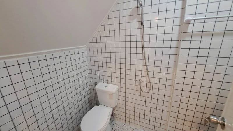 Baan Buathong 4, Nonthaburi, Ban Kluay-Sai Noi Road, Phimonrat, Bang Bua Thong, Nonthaburi, 4 Bedrooms, 144 sqm, Townhouse For Sale, by Poonyaporn Veerabulyarit, 500181357 - DDproperty.com