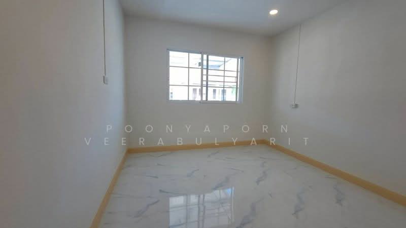 Baan Buathong 4, Nonthaburi, Ban Kluay-Sai Noi Road, Phimonrat, Bang Bua Thong, Nonthaburi, 4 Bedrooms, 144 sqm, Townhouse For Sale, by Poonyaporn Veerabulyarit, 500181357 - DDproperty.com
