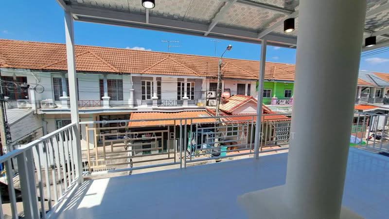 Baan Buathong 4, Nonthaburi, Ban Kluay-Sai Noi Road, Phimonrat, Bang Bua Thong, Nonthaburi, 4 Bedrooms, 144 sqm, Townhouse For Sale, by Poonyaporn Veerabulyarit, 500181357 - DDproperty.com