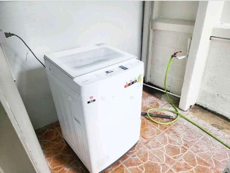 Detached house for rent, newly renovated, Huai Khwang area (SPSAD3862) Location: Huai Khwan, Bangkok, Samsen Nok, Huai Khwang, Bangkok, 5 Bedrooms, 400 sqm, Single Detached House For Rent, by Agent Pla, 500181360 - DDproperty.com