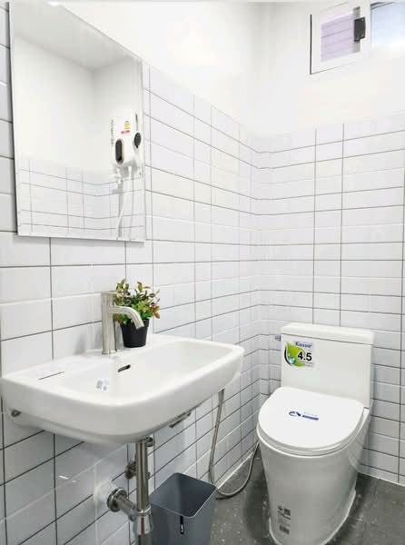 Detached house for rent, newly renovated, Huai Khwang area (SPSAD3862) Location: Huai Khwan, Bangkok, Samsen Nok, Huai Khwang, Bangkok, 5 Bedrooms, 400 sqm, Single Detached House For Rent, by Agent Pla, 500181360 - DDproperty.com