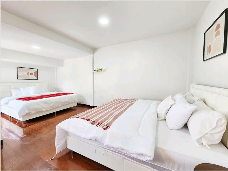 Detached house for rent, newly renovated, Huai Khwang area (SPSAD3862) Location: Huai Khwan, Bangkok, Samsen Nok, Huai Khwang, Bangkok, 5 Bedrooms, 400 sqm, Single Detached House For Rent, by Agent Pla, 500181360 - DDproperty.com