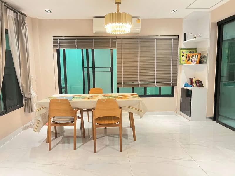SKY Donmueang - Songprapha, Bangkok, Soi Pracha-u-tit 4, Pracha-u-tit Road, Si Khan, Don Mueang, Bangkok, 4 Bedrooms, 160 sqm, Single Detached House For Rent, by Chatuphon Mochida, 500181374 - DDproperty.com
