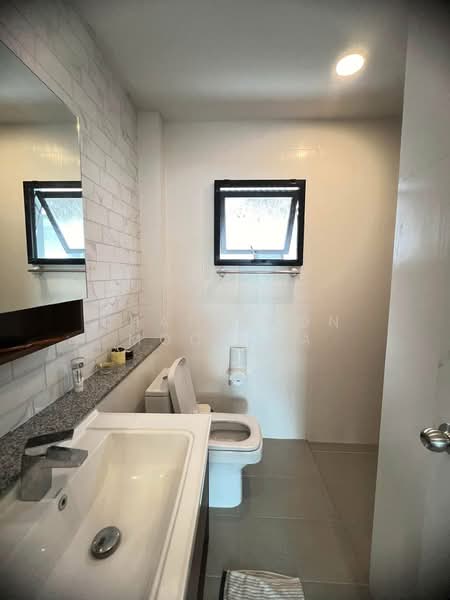 SKY Donmueang - Songprapha, Bangkok, Soi Pracha-u-tit 4, Pracha-u-tit Road, Si Khan, Don Mueang, Bangkok, 4 Bedrooms, 160 sqm, Single Detached House For Rent, by Chatuphon Mochida, 500181374 - DDproperty.com