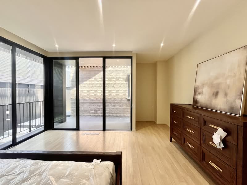 Noble Aqua Riverfront Ratburana, Bangkok, 39 Rat Burana Road, Rat Burana, Rat Burana, Bangkok, 5 Bedrooms, 780 sqm, Single Detached House For Rent, by Paula ., 500181388 - DDproperty.com