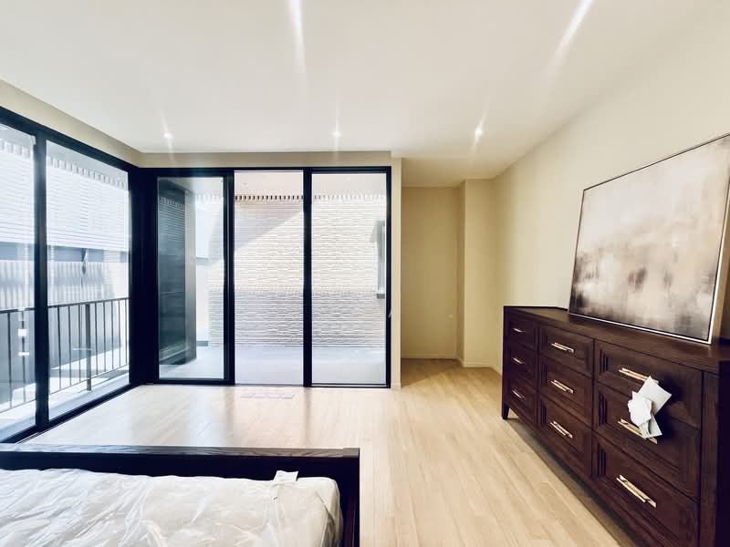 Noble Aqua Riverfront Ratburana, Bangkok, 39 Rat Burana Road, Rat Burana, Rat Burana, Bangkok, 5 Bedrooms, 780 sqm, Single Detached House For Rent, by Paula ., 500181388 - DDproperty.com