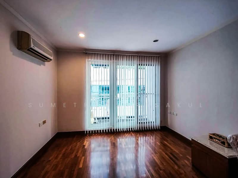 Baan Siri Sukhumvit 13, Bangkok, Soi Sukhumvit 13, Khlongtoei Nua, Watthana, Bangkok, 3 Bedrooms, 115 sqm, Condo For Sale, by Orapa Sumetheesirisakul, 500181392 - DDproperty.com