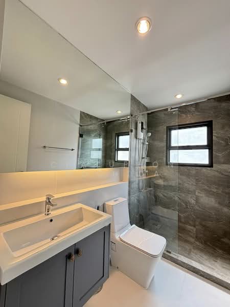 Setthasiri Bangna Km.10, Samut Prakan, Bangphli Yai, Bang Plee, Samut Prakan, 5 Bedrooms, 377 sqm, Single Detached House For Rent, by Chatuphon Mochida, 500181393 - DDproperty.com