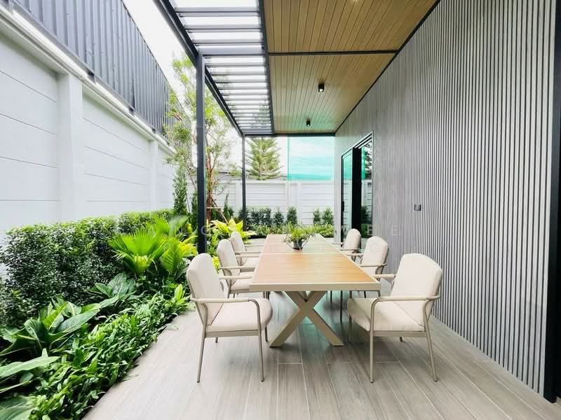 Modern Luxury 4-Bedroom Villa in Pattaya, Chon Buri (Pattaya), Huai Yai, Bang Lamung (Pattaya), Chon Buri (Pattaya), 4 Bedrooms, 390 sqm, Single Detached House For Sale, by Angsanawee Phrohying, 500181397 - DDproperty.com