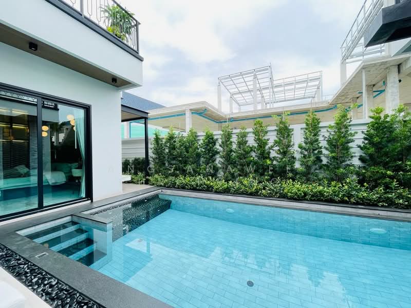 Modern Luxury 4-Bedroom Villa in Pattaya, Chon Buri (Pattaya), Huai Yai, Bang Lamung (Pattaya), Chon Buri (Pattaya), 4 Bedrooms, 390 sqm, Single Detached House For Sale, by Angsanawee Phrohying, 500181397 - DDproperty.com