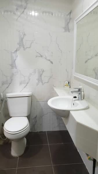 Baan Ploenchit, Bangkok, Soi Ruamrudee 2 Ploenchit Road, Lumphini, Pathum Wan, Bangkok, 2 Bedrooms, 100 sqm, Condo For Sale, by Prapapan Wilairojvorakul, 500181399 - DDproperty.com