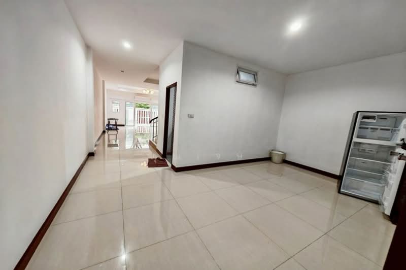 เเสงวิภาโฮม ลาดพร้าว101, กรุงเทพ, ลาดพร้าว, คลองจั่น, บางกะปิ, กรุงเทพ, 210 ตร.ม., ทาวน์เฮ้าส์ ขาย, โดย คุณเจษ, 500181459 - DDproperty.com