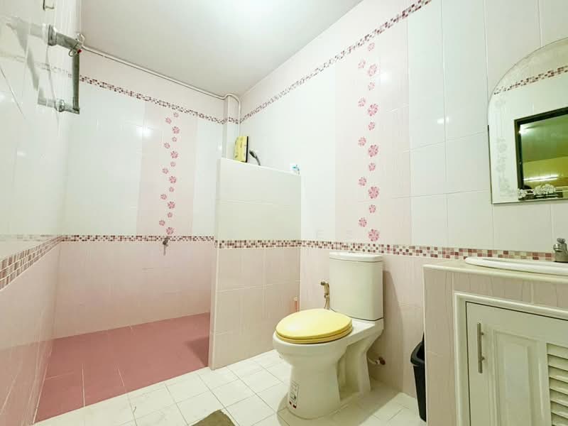 ไอซ์แลนด์4 (Baan Iceland4), Nakhon Sawan, Wat Sai, Muang Nakhon Sawan, Nakhon Sawan, 3 Bedrooms, 150 sqm, Single Detached House For Sale, by The Best Property อ้อ, 500181460 - DDproperty.com