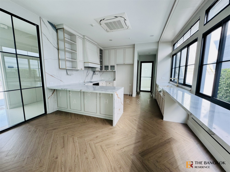 Nantawan Bangna km.15, Samut Prakan, 559 Bangna-Trad Road, Bang Chalong, Bang Plee, Samut Prakan, 5 Bedrooms, 452 sqm, Single Detached House For Sale, by Sirirut Havee Akehurst, 500181523 - DDproperty.com