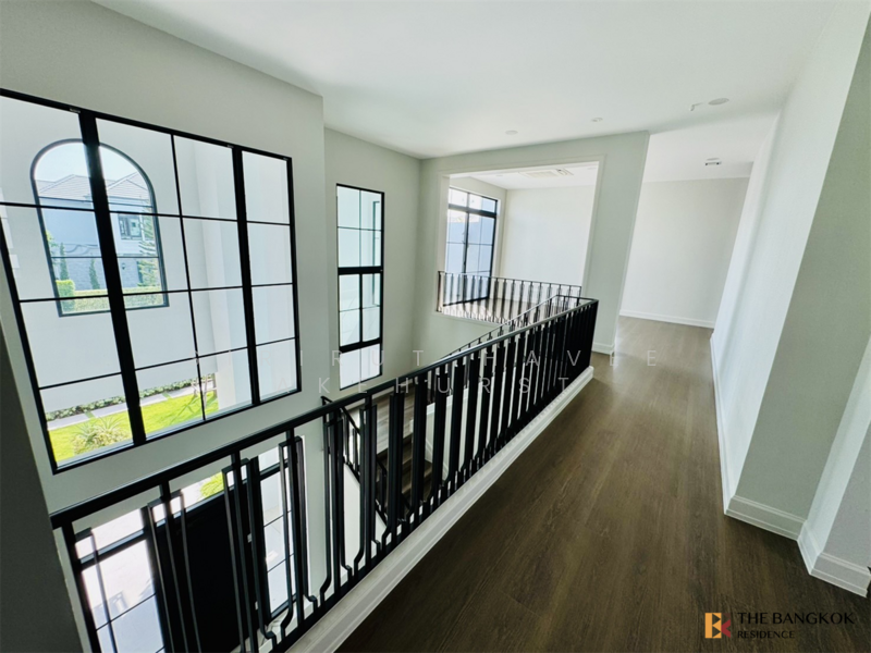 Nantawan Bangna km.15, Samut Prakan, 559 Bangna-Trad Road, Bang Chalong, Bang Plee, Samut Prakan, 5 Bedrooms, 452 sqm, Single Detached House For Sale, by Sirirut Havee Akehurst, 500181523 - DDproperty.com