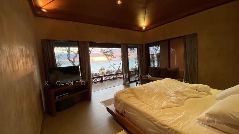 ขายบ้านพูลวิลล่าภูเก็ต ทำเลดี วิวสวย โรงแรมศรีพันวาภูเก็ต เห็น 2 ฝั่งทะเล, Phuket, Wichit, Muang Phuket, Phuket, 4 Bedrooms, 903 sqm, Villa For Sale, by Jutanon Komoottanaruk, 500181529 - DDproperty.com