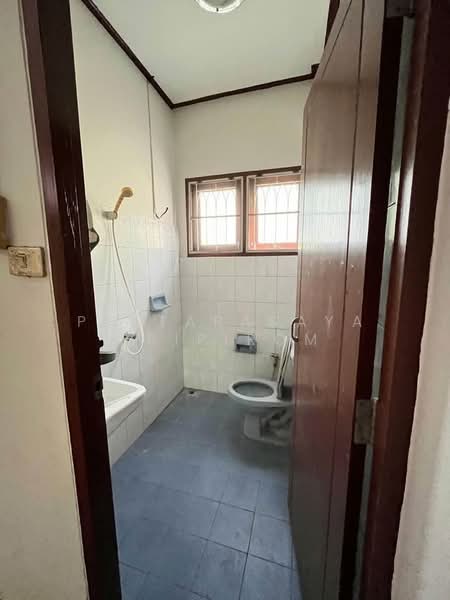 5-BR House, Bangkok, Tha Rang, Bang Khen, Bangkok, 5 Bedrooms, 410 sqm, Single Detached House For Sale, by Pattarasaya Sripirom, 500181536 - DDproperty.com