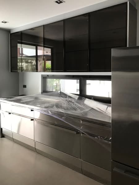 Baan Issara Rama 9, Bangkok, Soi Ramkhamhaeng 24 Yaek 26, Hua Mak, Bang Kapi, Bangkok, 4 Bedrooms, 500 sqm, Single Detached House For Rent, by Janjira Polmusik, 500181544 - DDproperty.com